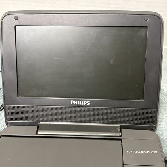 Philips PET741B/37 Black 7" TFT LCD Display Portable MP3-CD/DVD Player - Picture 2 of 8